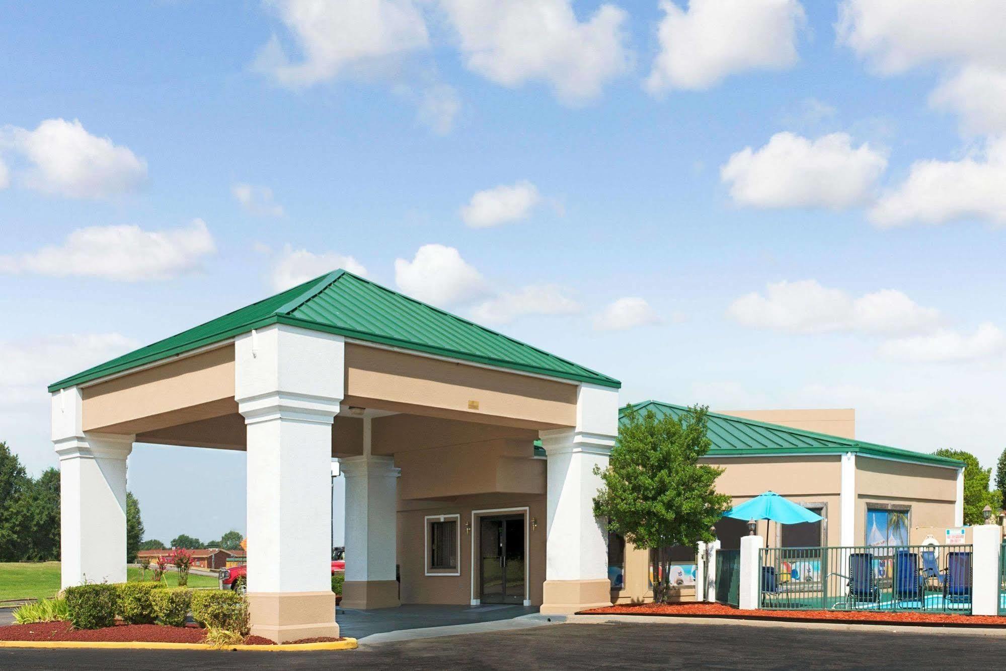 Hallmarc Inn & Suites Of West Memphis Dış mekan fotoğraf